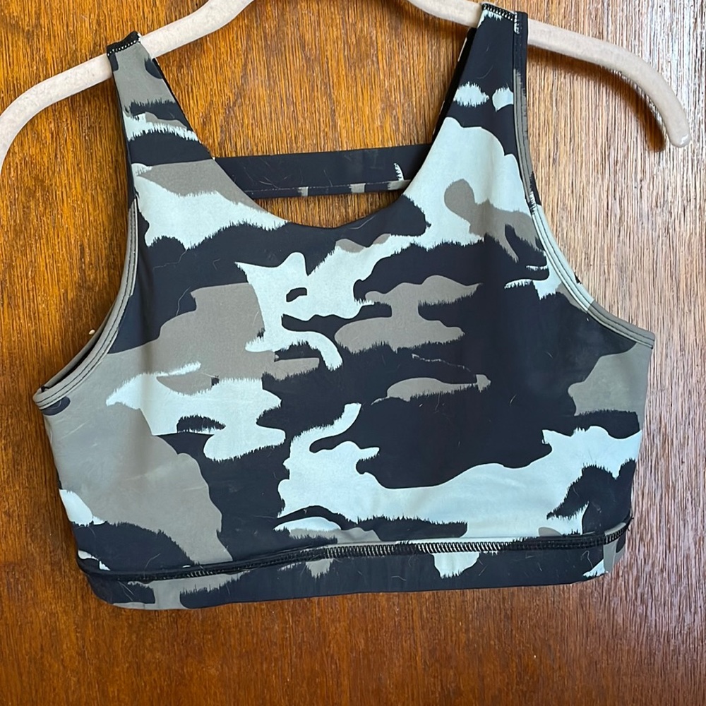 Mono B sports bra L